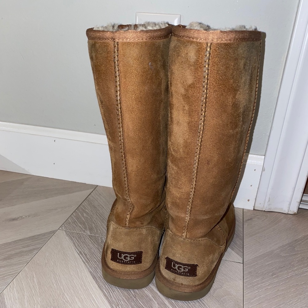 Uggs - image 3